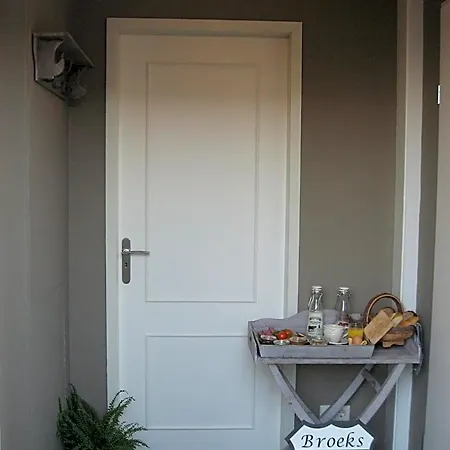 Bed & Breakfast Broeks' Bed En Brood Meerkerk
